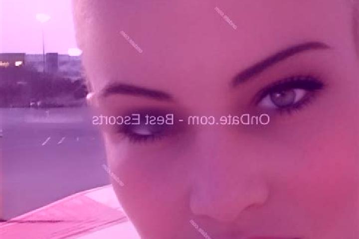 Olivia, 34 — Escort in Ocolna, Romania