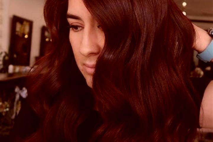 Olivia, 35, a auburn dark-eyed caucasian companion based in Tepecikoeren. Offering Roleplay, 69, Duos. Available for incall and outcall, day and evening dates.