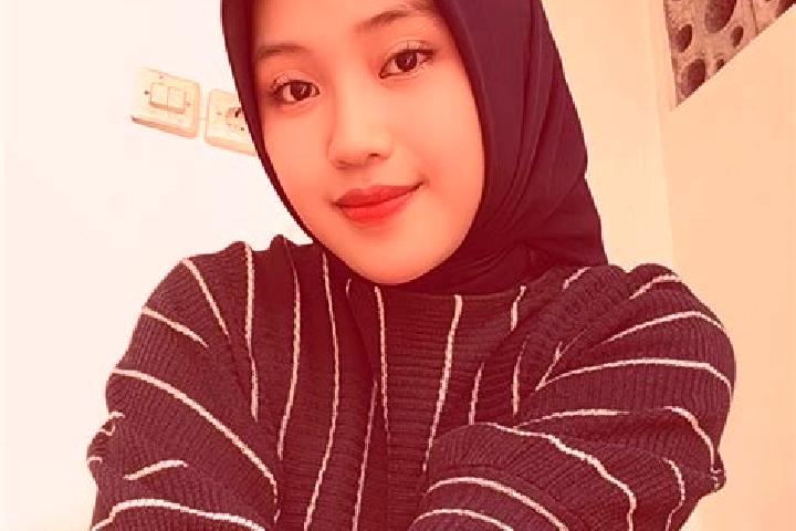 Olivia, 35 — Escort in Cimaragas, Indonesia