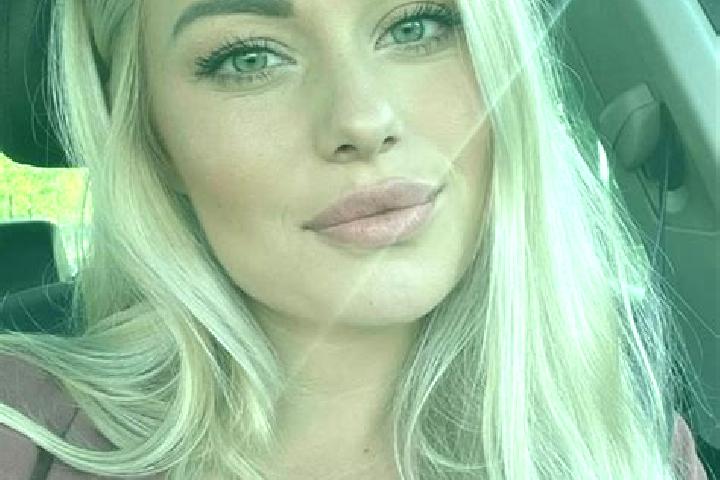 Olivia, 36, a blonde hazel-eyed european companion based in Druogno. Offering Domination, Travel Companion, Striptease, Deep French Kissing. Available for in...