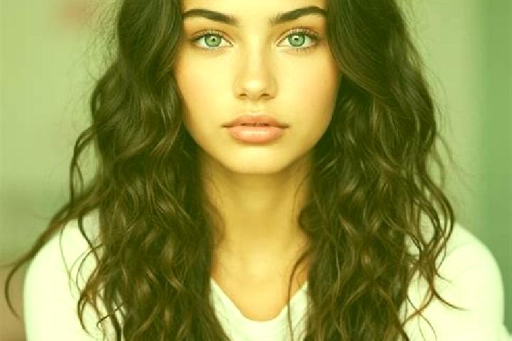 Olivia, 36, a brunette green-eyed mediterranean companion based in Karakurt. Offering BDSM, Roleplay, Dinner Date. Available for incall and outcall, day and ...