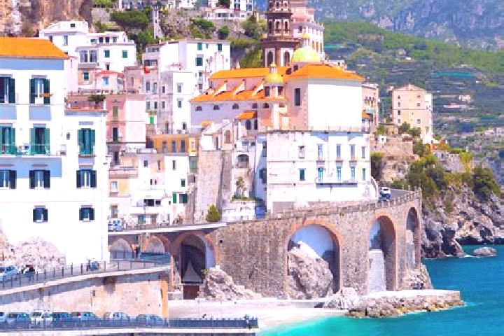 Olivia, 36 — Escort in Dosso, Italy