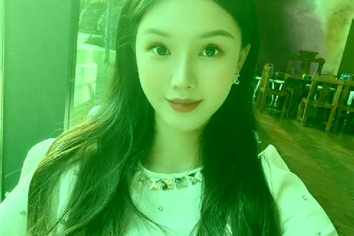 Olivia, 36 — Escort in Yanfang, China