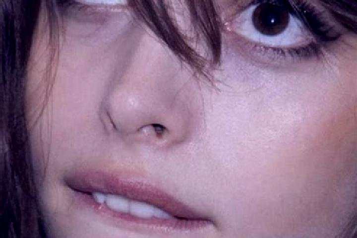 Olivia, 37, a chestnut dark-eyed caucasian companion based in Putlod. Offering OWO, BDSM, Roleplay. Available for incall and outcall, overnight bookings avai...