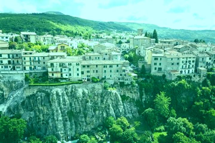 Olivia, 37 — Escort in Ciserano, Italy