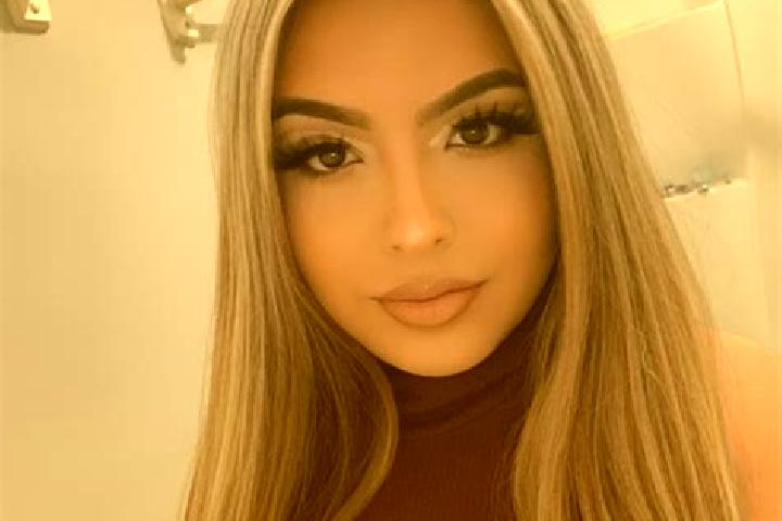 Olivia, 39, a blonde amber-eyed latina companion based in Schadendorf. Offering A-Level, GFE, Duos, Prostate Massage. Available for incall and outcall, day a...