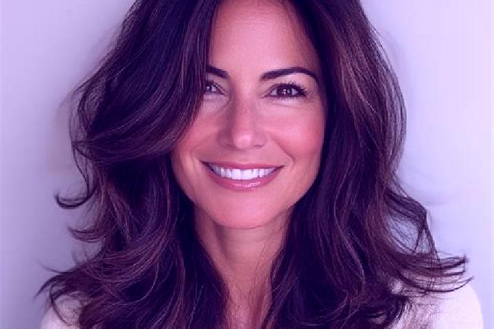 Olivia, 39, a brunette brown-eyed european companion based in Assling. Offering Massage, Fetish, Overnight. Available for incall and outcall, day and evening...