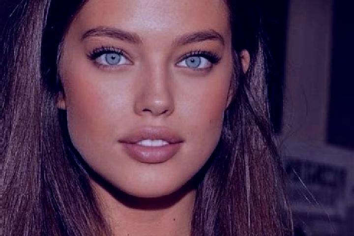 Olivia, 39, a chestnut grey-eyed caucasian companion based in Kalamaria. Offering Party Girl, Travel Companion, 69. Available for incall and outcall, overnig...