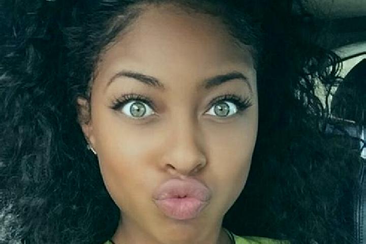 Olivia, 39, a dark blonde green-eyed ebony companion based in Elblag. Offering Erotic Massage, Massage. Available for incall and outcall, overnight bookings ...