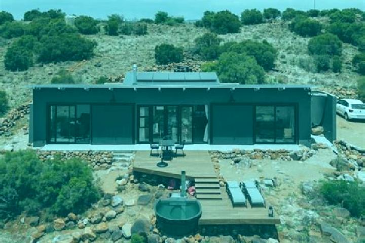Olivia, 39 — Escort in Reddersburg, South Africa