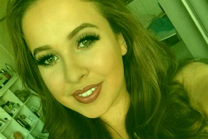 Penelope, 20, a red grey-eyed latina companion based in Osiedle-Nowiny. Offering Girlfriend Experience, BDSM, Tantra, Dinner Date. Available for incall and o...