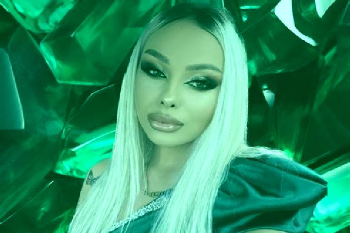 Penelope, 20 — Escort in Mihalt, Romania
