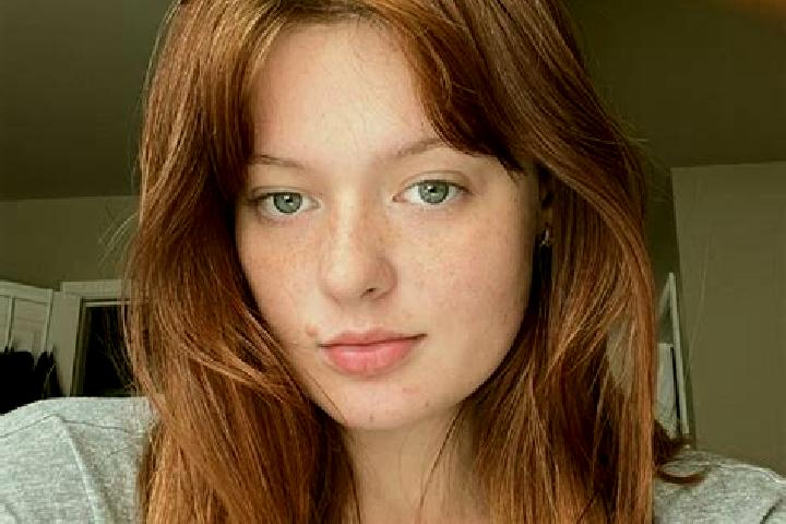 Penelope, 21, a red blue-eyed indian companion based in Hainau. Offering Erotic Massage, Couples, Travel Companion. Available for incall and outcall, day and...