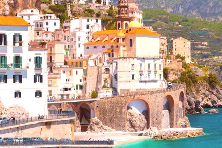 Penelope, 21 — Escort in Scurelle, Italy