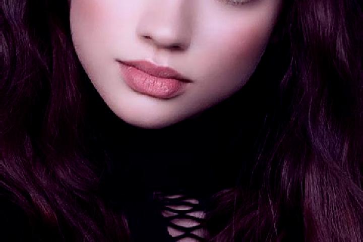 Penelope, 22, a brunette dark-eyed slavic companion based in Palo Blanco. Offering Roleplay, 69, Striptease. Available for incall and outcall, day and evenin...