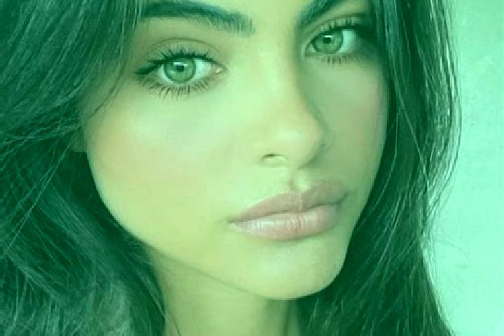 Penelope, 23, a black blue-eyed indian companion based in Herrnhut. Offering Erotic Massage, Dinner Date, Fetish, Couples. Available for incall and outcall, ...