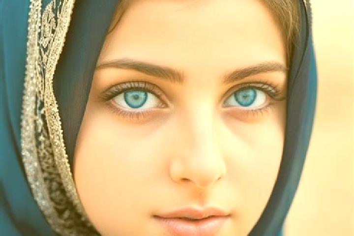Penelope, 23, a chestnut blue-eyed middle eastern companion based in Bellante. Offering Party Girl, Domination, Girlfriend Experience, Fetish. Available for ...