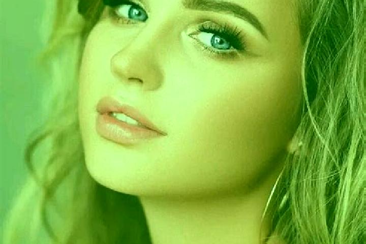 Penelope, 23, a dark blonde blue-eyed slavic companion based in Cibalong. Offering Overnight, OWO, Duos, Erotic Massage, Domination. Available for incall and...