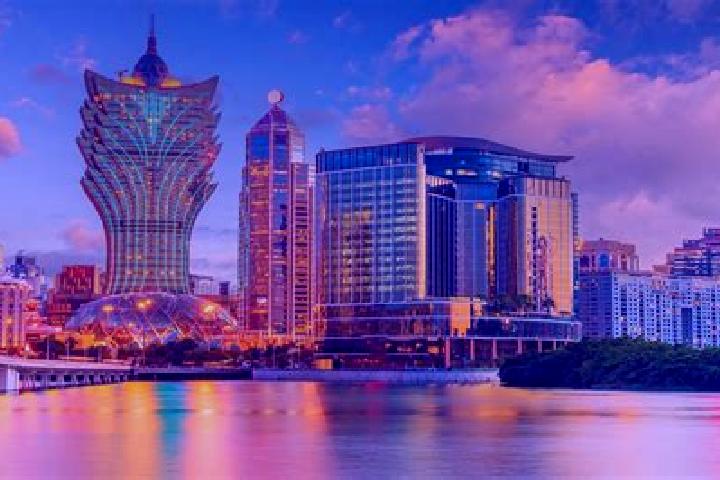 Penelope, 23 — Escort in Badai, China