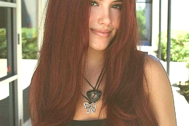 Penelope, 24, a auburn dark-eyed indian companion based in Llangain. Offering Party Girl, Girlfriend Experience, Roleplay, Striptease, BDSM. Available for in...