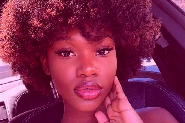 Penelope, 24, a black dark-eyed ebony companion based in Hungnam. Offering Travel Companion, GFE, Deep French Kissing, Roleplay. Available for incall and out...