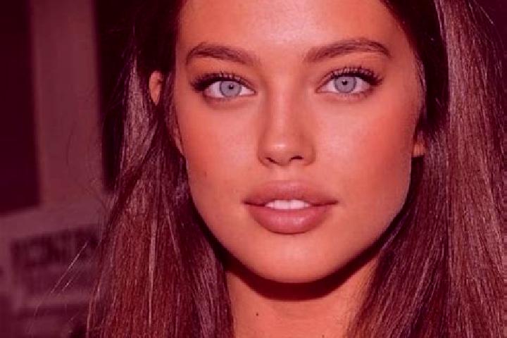 Penelope, 24, a black green-eyed mediterranean companion based in Seelze. Offering GFE, Party Girl, Tantra, 69. Available for incall and outcall, overnight b...