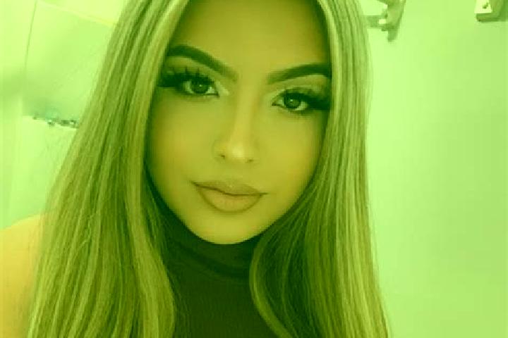 Penelope, 24, a blonde dark-eyed latina companion based in Ducats. Offering Striptease, Dinner Date, Overnight, Massage, 69. Available for incall and outcall...