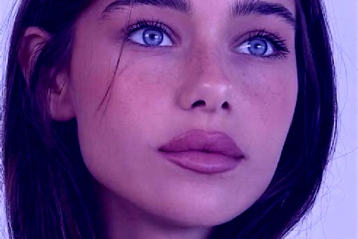 Penelope, 24, a brunette grey-eyed asian companion based in Qabqir. Offering CIM, OWO, Duos. Available for incall and outcall, day and evening dates.