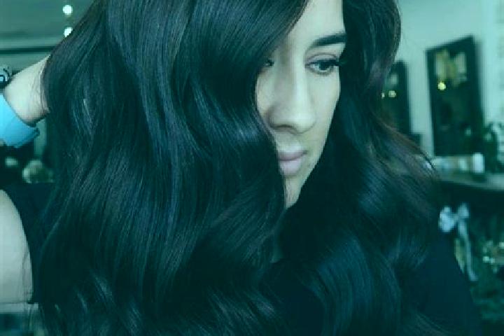 Penelope, 25, a auburn dark-eyed asian companion based in Samarate. Offering Overnight, Domination, Travel Companion. Available for incall and outcall, day a...