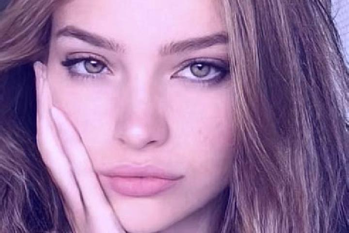 Penelope, 25, a blonde brown-eyed middle eastern companion based in Szirma. Offering Roleplay, 69, Girlfriend Experience. Available for incall and outcall, o...