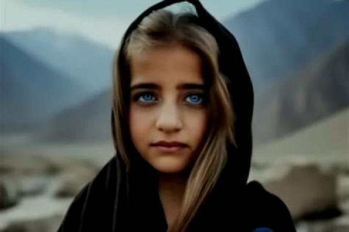 Penelope, 25, a blonde grey-eyed middle eastern companion based in Legokkopra. Offering Roleplay, Couples, Travel Companion. Available for incall and outcall...