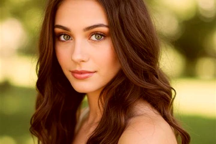 Penelope, 25, a brunette hazel-eyed mixed companion based in Noyers-Pont-Maugis. Offering OWO, Tantra, Travel Companion, Domination. Available for incall and...