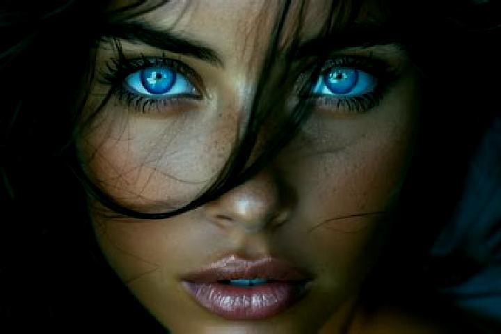 Penelope, 25, a chestnut blue-eyed middle eastern companion based in Tongjiaxi. Offering Party Girl, Domination, Tantra, 69. Available for incall and outcall...