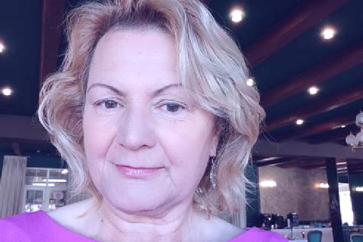 Penelope, 25 — Escort in Sangeorgiu de Padure, Romania