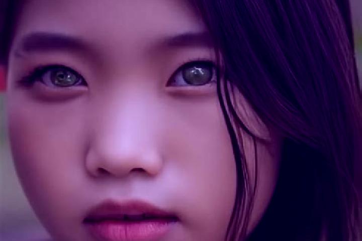 Penelope, 26, a red green-eyed asian companion based in Veriatsia. Offering A-Level, Couples, Erotic Massage, Dinner Date. Available for incall and outcall, ...