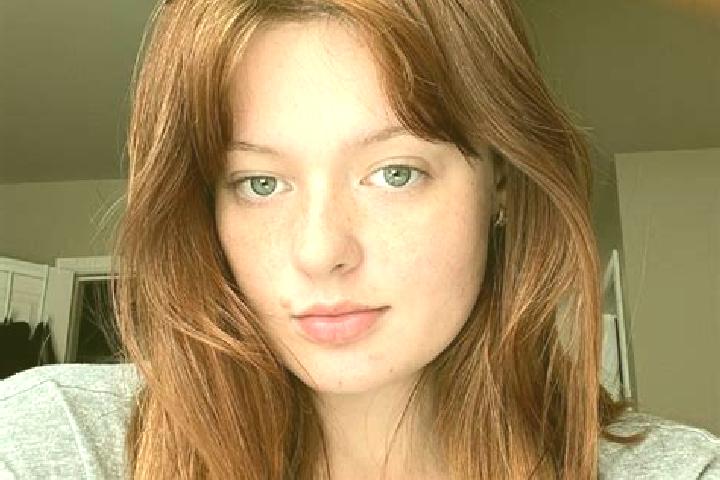 Penelope, 26, a red green-eyed mixed companion based in Saint-Nicolas. Offering Overnight, Deep French Kissing, GFE, Duos. Available for incall and outcall, ...
