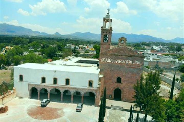 Penelope, 26 — Escort in San Pablo Oxtotipan, Mexico