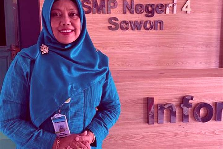 Penelope, 26 — Escort in Sewon, Indonesia