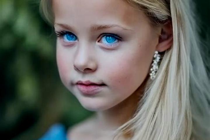 Penelope, 27, a blonde blue-eyed middle eastern companion based in Yangezhuang. Offering BDSM, Massage, CIM. Available for incall and outcall, day and evenin...