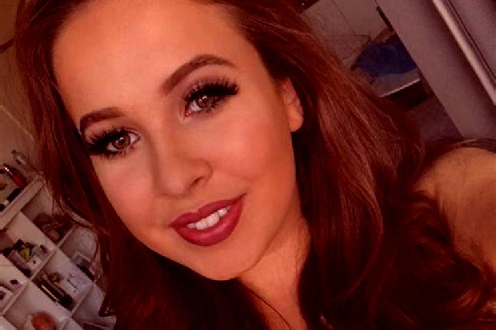 Penelope, 27, a blonde brown-eyed mixed companion based in Lomai. Offering Duos, Girlfriend Experience, Tantra, Roleplay, Dinner Date. Available for incall a...