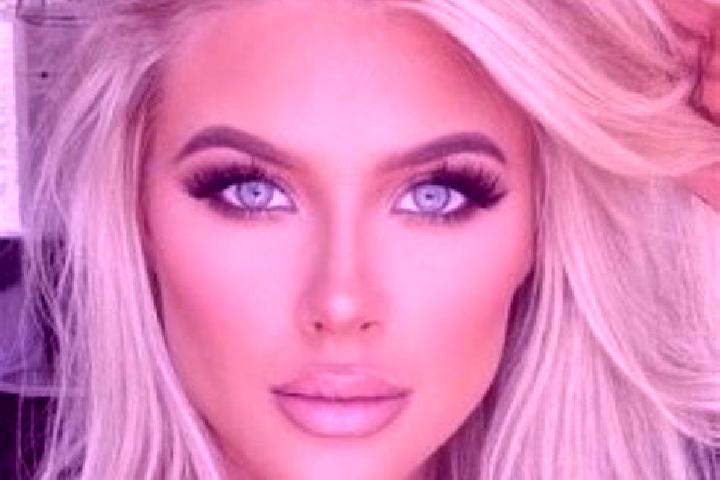 Penelope, 27, a platinum blonde grey-eyed latina companion based in Anhiers. Offering Striptease, Duos, Massage. Available for incall and outcall, overnight ...