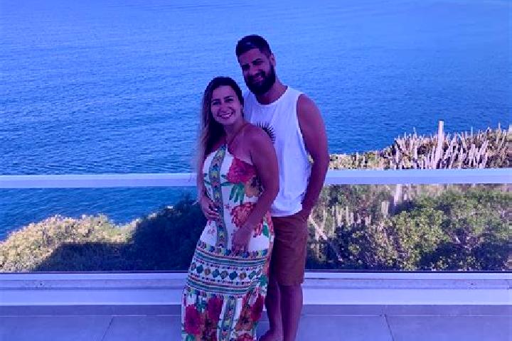 Penelope, 27 — Escort in Pontal, Brazil