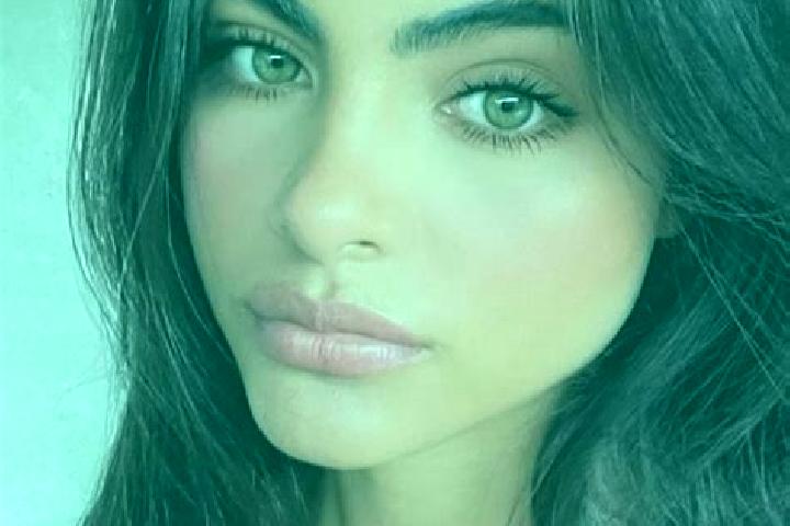 Penelope, 28, a black hazel-eyed european companion based in Bougouloboua. Offering Overnight, Domination, 69, Striptease. Available for incall and outcall, ...