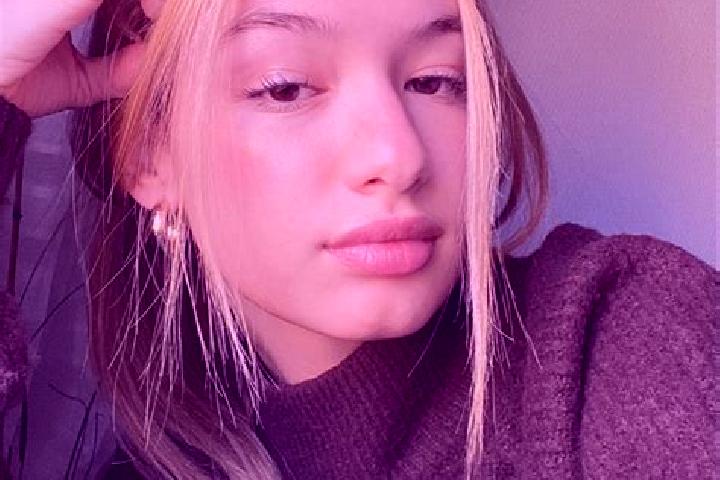 Penelope, 28, a blonde brown-eyed caribbean companion based in Kannankurichchi. Offering 69, Massage, Deep French Kissing, Couples. Available for incall and ...