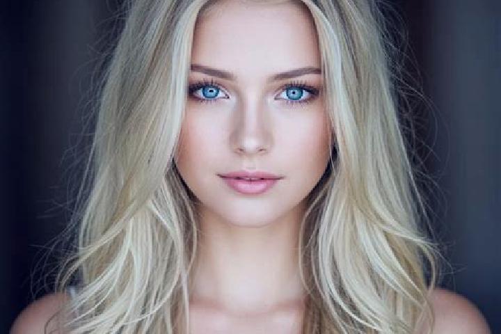 Penelope, 28, a blonde dark-eyed mixed companion based in Vado Ligure. Offering Duos, CIM, 69, Roleplay. Available for incall and outcall, overnight bookings...