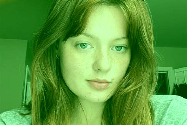 Penelope, 28, a red brown-eyed mediterranean companion based in Soborne. Offering Dinner Date, Duos, Erotic Massage. Available for incall and outcall, day an...