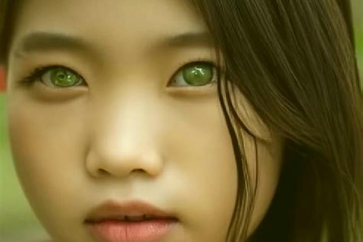 Penelope, 28, a red green-eyed asian companion based in Oberdorf. Offering CIM, Duos, Erotic Massage, Roleplay. Available for incall and outcall, day and eve...