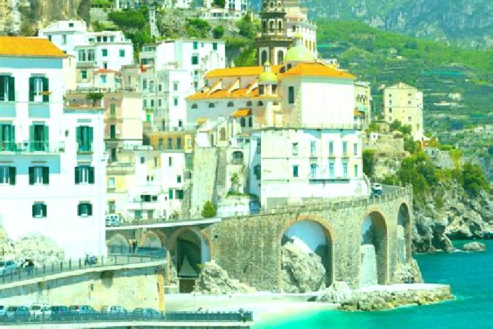 Penelope, 28 — Escort in Latisana, Italy
