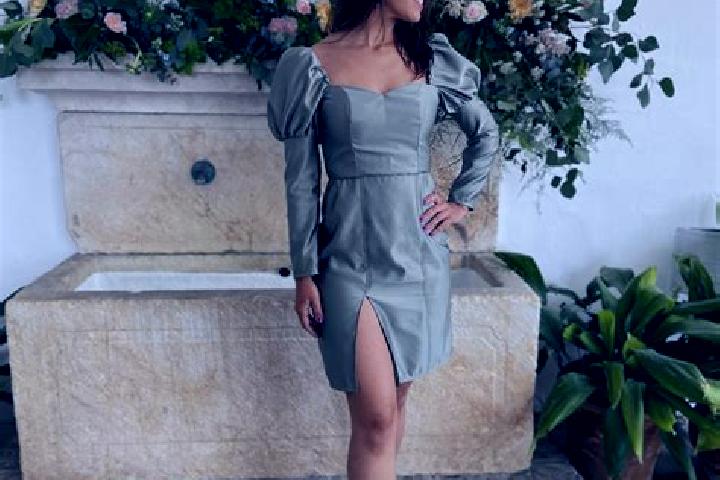 Penelope, 28 — Escort in Luparia, Romania