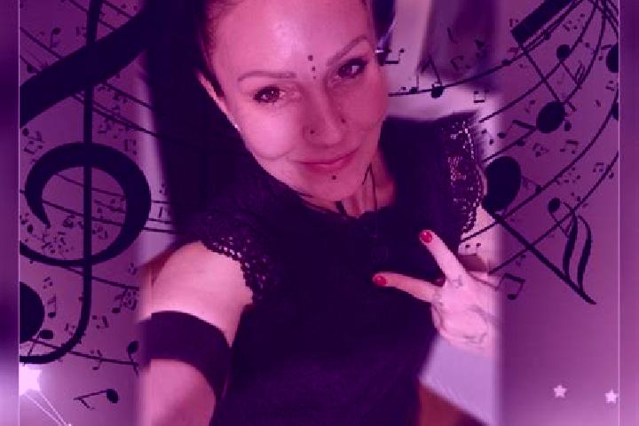 Penelope, 28 — Escort in Winzendorf, Austria